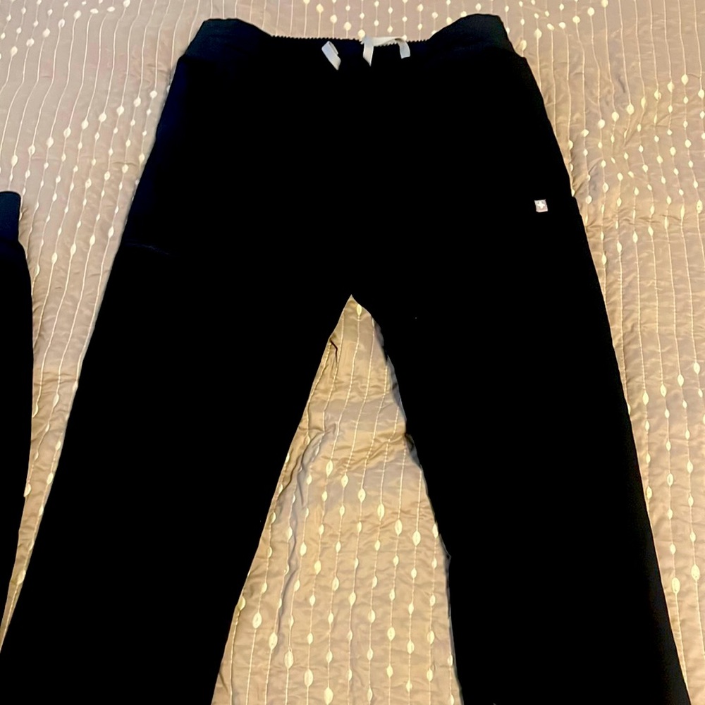 Black figs size medium. Technical collection. Style TW2000T